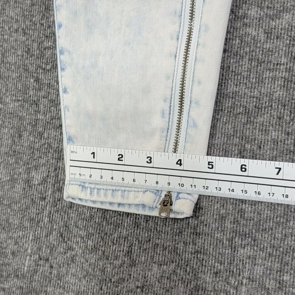 Abercrombie & Fitch Jeans Womens 32x26 Blue Tapered Ankle Zips Distressed Crop - Picture 7 of 13